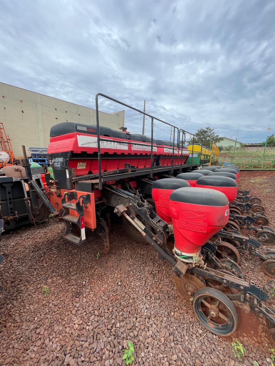 WhatsApp-Image-2025-05-09-at-17.06.58-2