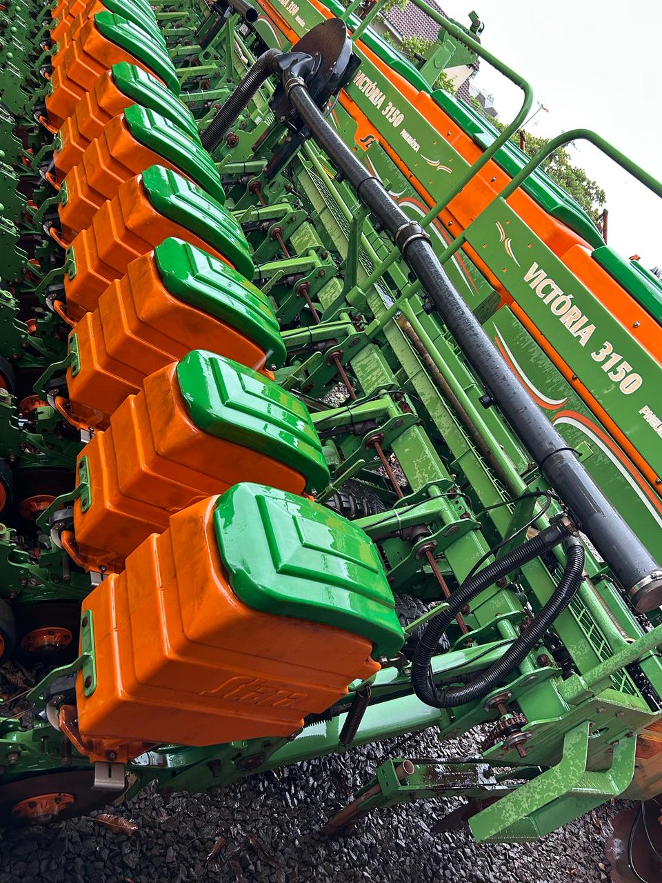 WhatsApp-Image-2025-05-09-at-17.43.36