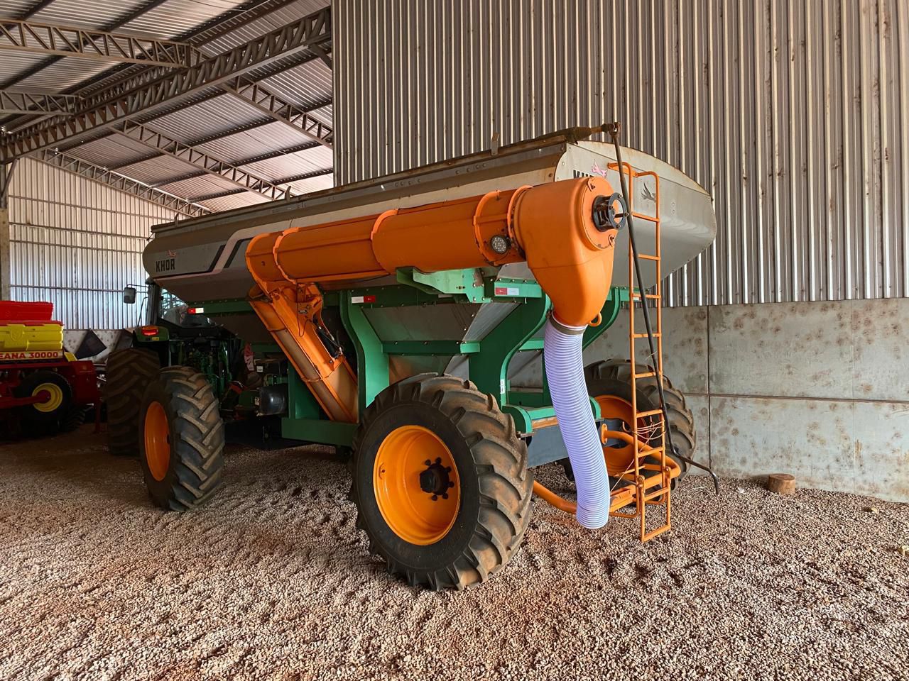 WhatsApp-Image-2025-10-21-at-08.06.21